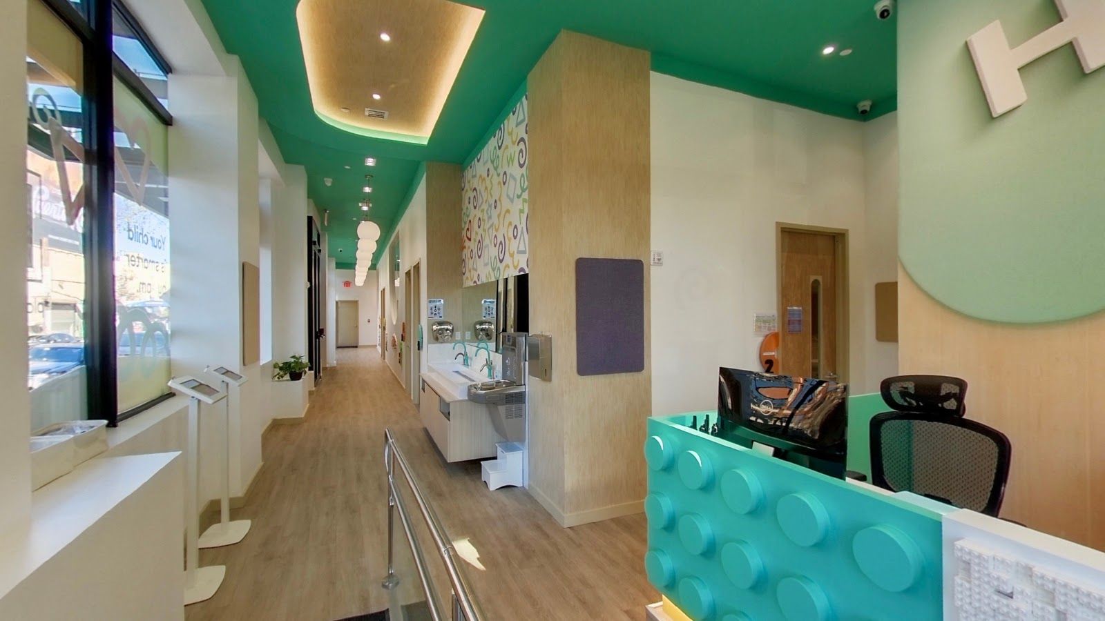 Inside Playto Prospect Heights — Street View tour, view 3